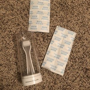 Rodan + Fields AMP MD Roller & Cleaning Tablets